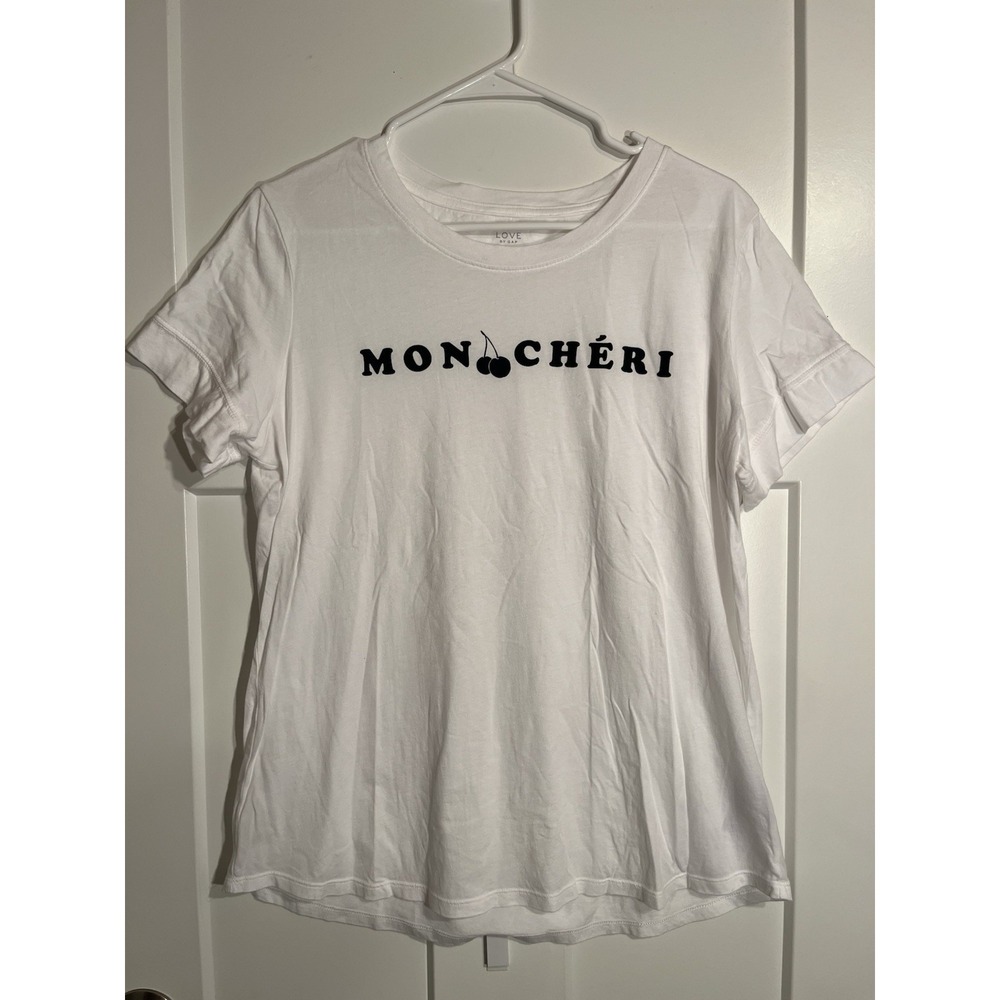 Love by Gap Mon Chéri Cherry Graphic Tee White Short Sleeve T-Shirt Women’s M